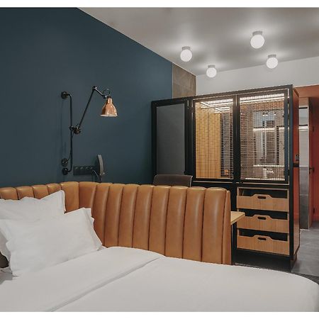 1.75 Paris Le Charme Hotel Exterior foto